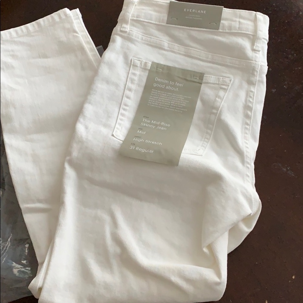 WHITE SKINNY jeans